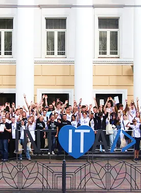 Перша робота або свій стартап